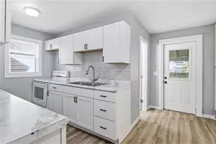 2015 2nd St, Eau Claire, WI 54703 - Photo 9