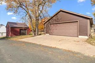 203 Pine St, Glenwood City, WI 54013 - Photo 5