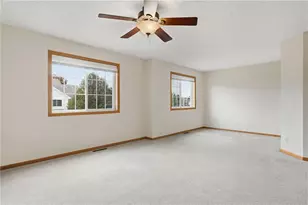 3534 Sterling Heights Dr, River Falls, WI 54022 - Photo 13