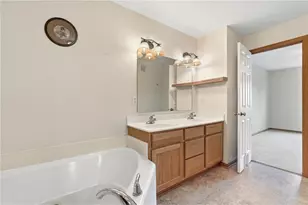 3534 Sterling Heights Dr, River Falls, WI 54022 - Photo 17