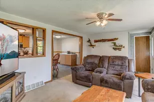 1109 16th Ave, Menomonie, WI 54751 - Photo 17
