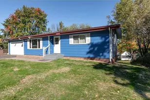 1109 16th Ave, Menomonie, WI 54751 - Photo 5