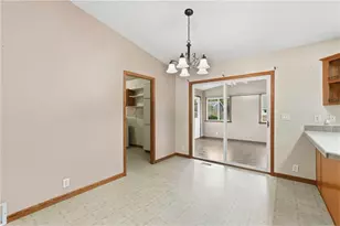 1027 Prairie Cir, Menomonie, WI 54751 - Photo 9