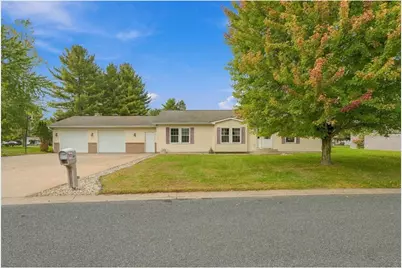 1027 Prairie Circle, Menomonie, WI 54751 - Photo 1