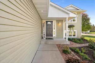 1204 Wren Pl, New Richmond, WI 54017 - Photo 37