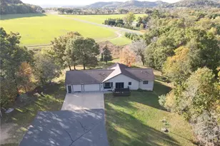 W2089 Spring Creek Rd, Durand, WI 54736 - Photo 9