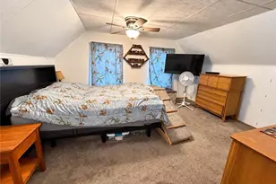 1314 Tainter St, Menomonie, WI 54751 - Photo 9