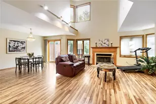 10695 53rd Ave, Plymouth, MN 55442 - Photo 3