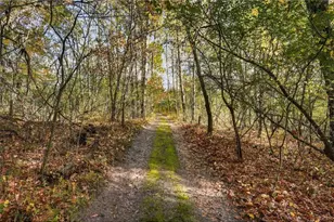 317 Sherwood Forest, Kinnickinnic Township, WI 54022 - Photo 49