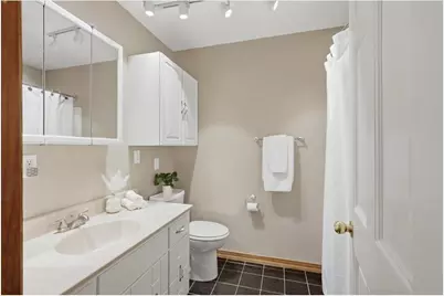 317 Sherwood Forest, Kinnickinnic Township, WI 54022 - Photo 23