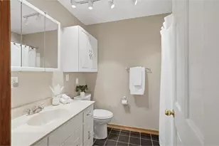 317 Sherwood Forest, Kinnickinnic Township, WI 54022 - Photo 23