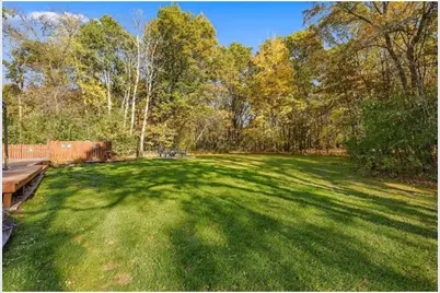 317 Sherwood Forest, Kinnickinnic Township, WI 54022 - Photo 37