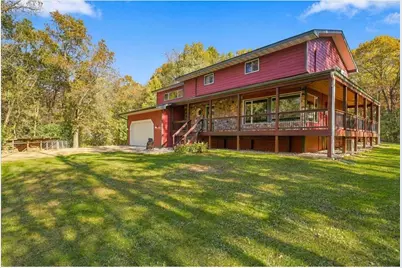 317 Sherwood Forest, Kinnickinnic Township, WI 54022 - Photo 47