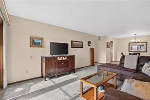 2690 Oxford Street, Roseville, MN 55113 - Photo 9