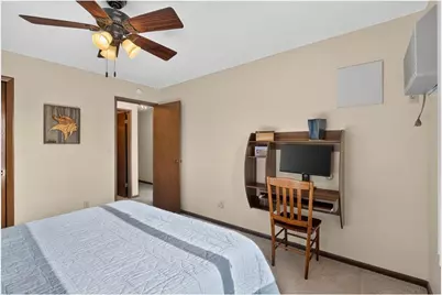 2690 Oxford Street #219, Roseville, MN 55113 - Photo 17