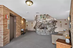 2690 Oxford Street, Roseville, MN 55113 - Photo 5