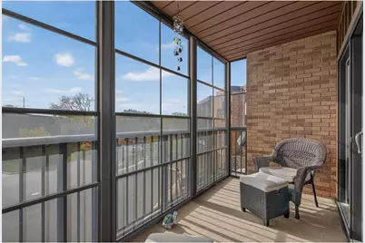2690 Oxford Street #219, Roseville, MN 55113 - Photo 11