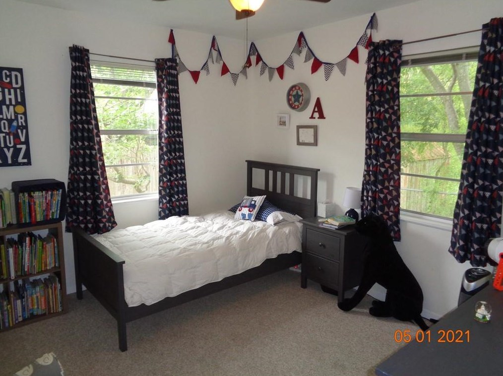 2002 Hardy Cir, Austin TX  78757-2201 exterior