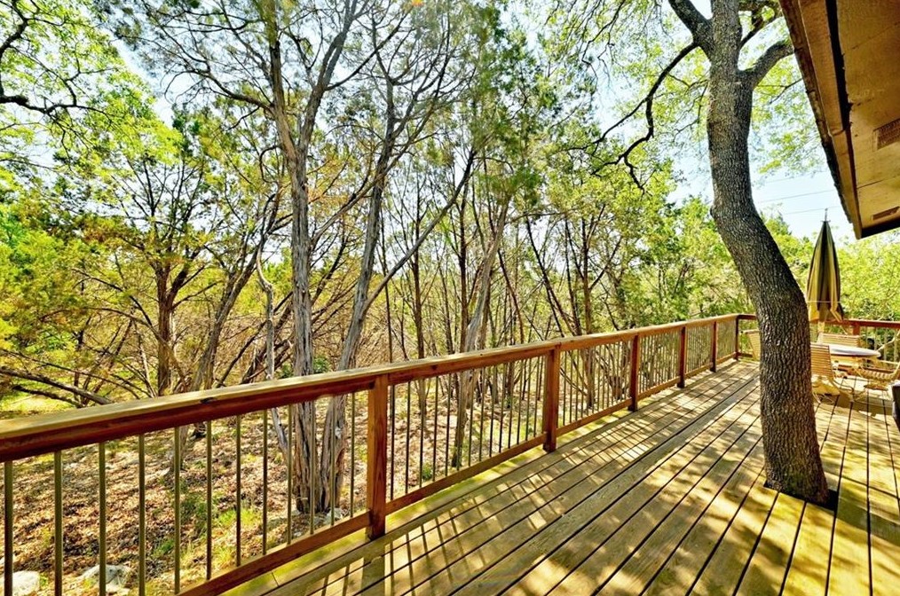 104 Timpanagos Dr, Austin TX 78734-4557 exterior