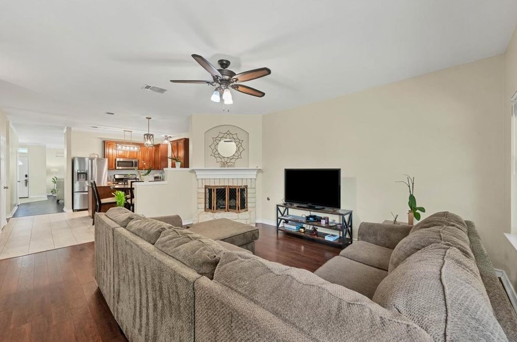 20848 Silverbell Ln, Pflugerville TX  78660-7759 exterior