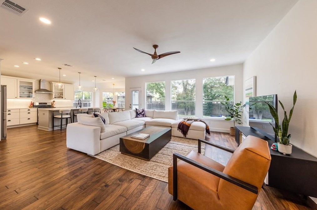 3115 Silkgrass Bnd, Austin TX  78748-5038 exterior