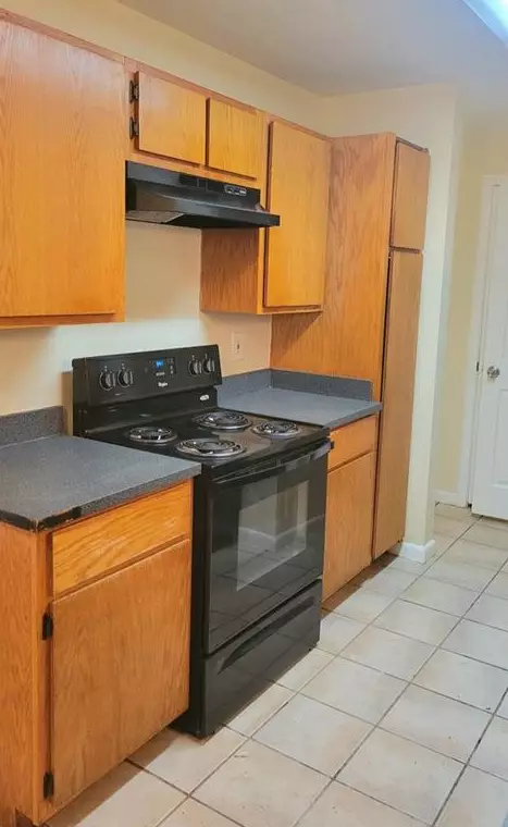 8221 Sam Rayburn Dr, Austin TX  78753-6059 exterior