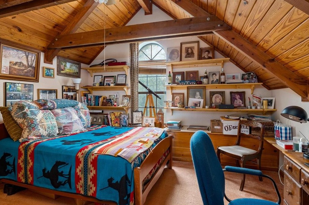 2195 Old Stagecoach Rd, Uhland TX  78640-5671 exterior