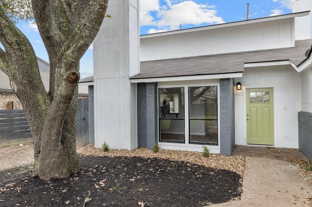 9610 Teasdale Ter, Austin TX  78753-4544 exterior