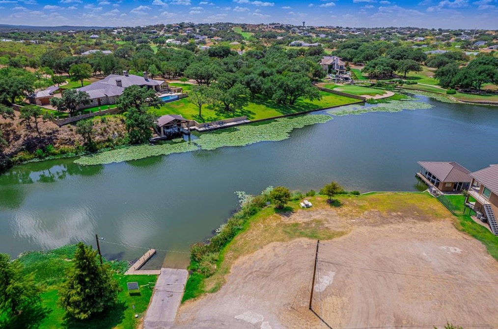 3201 Oak Rdg Dr, Cypress Mill TX  78654-4181 exterior