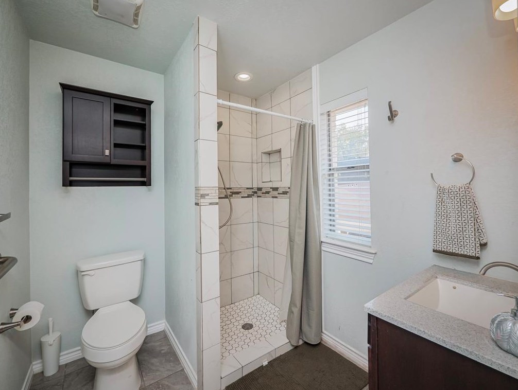 3201 Oak Rdg Dr, Cypress Mill TX  78654-4181 exterior