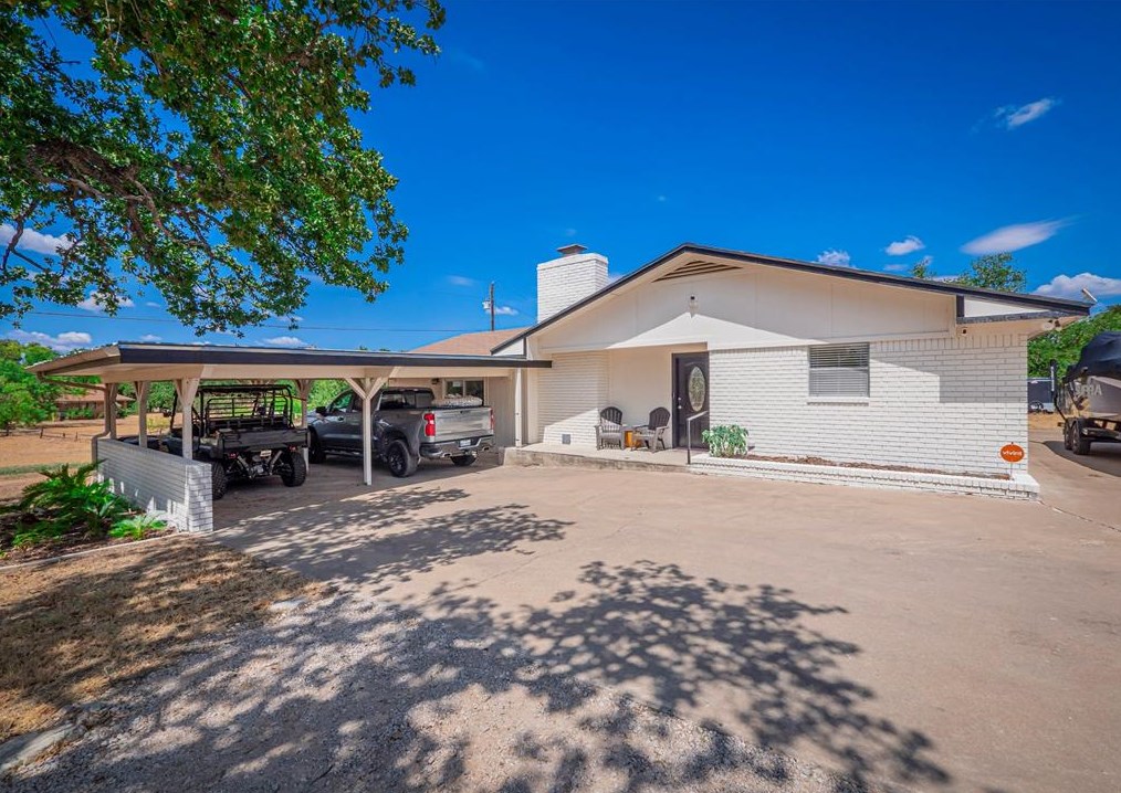 3201 Oak Rdg Dr, Cypress Mill TX  78654-4181 exterior