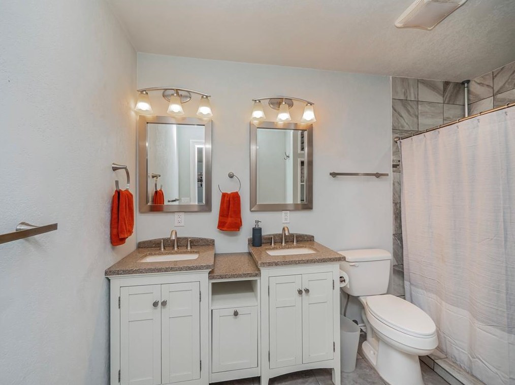 3201 Oak Rdg Dr, Cypress Mill TX  78654-4181 exterior