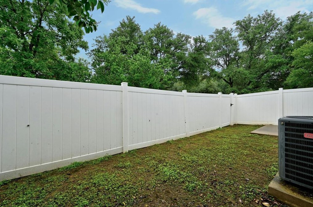1708 Monahans Ln, Austin TX  78748-2439 exterior