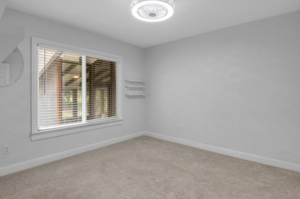 202 18 St, Georgetown TX 78626-8002 exterior