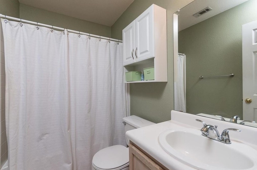 8928 Frock Ct, Austin TX 78748-5331 exterior