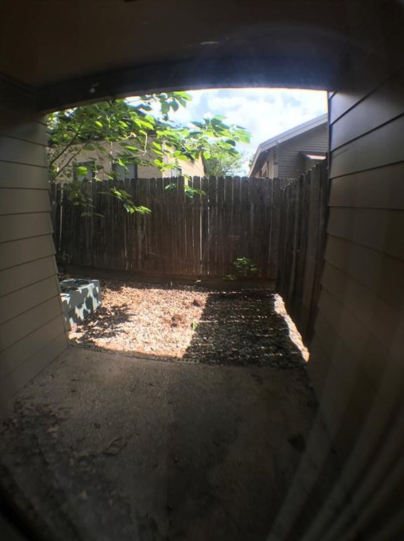 630 Maiden Ln, Austin TX  78705-1225 exterior