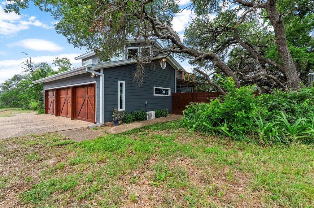 14519 Fitzhugh Rd, Austin TX  78736-6306 exterior