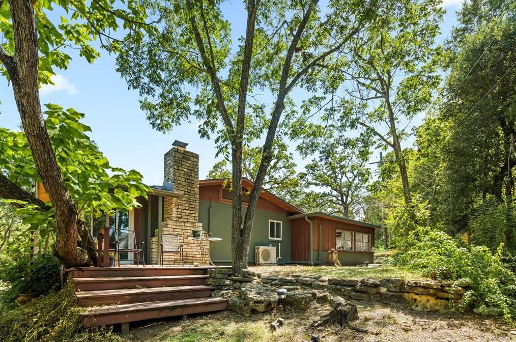 2108 River Hills Rd, Austin TX  78733-2126 exterior