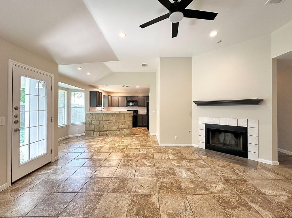 14515 Amy Francis St, Austin TX  78725-4745 exterior