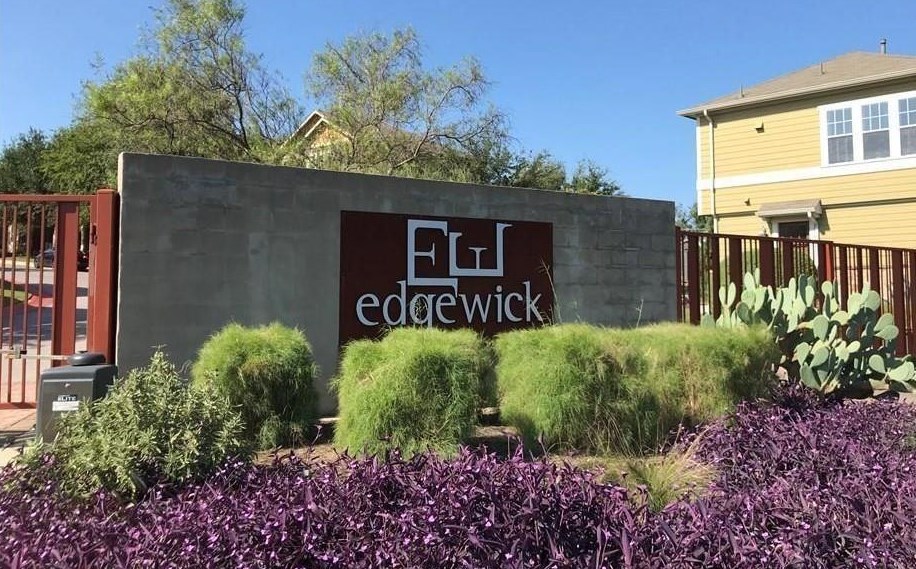 2617 Witsome Loop, Austin TX  78741-7088 exterior