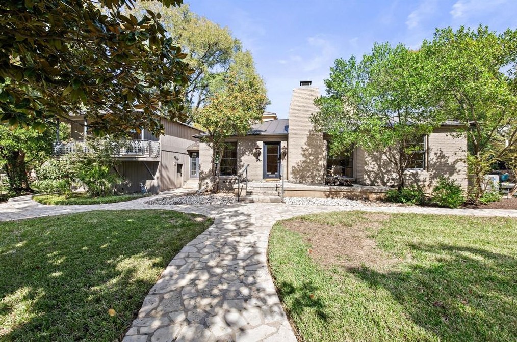 1625 Forest Trl, Austin TX  78703-2906 exterior