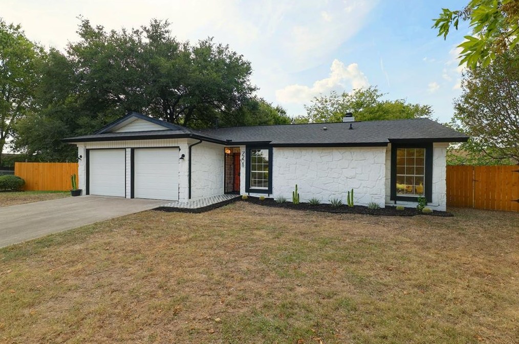 7208 Inspiration Dr, Austin TX  78724-3333 exterior