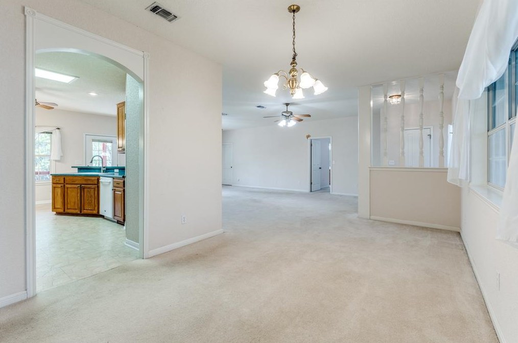 425 Oriole Trl, New Braunfels TX 78133-4119 exterior