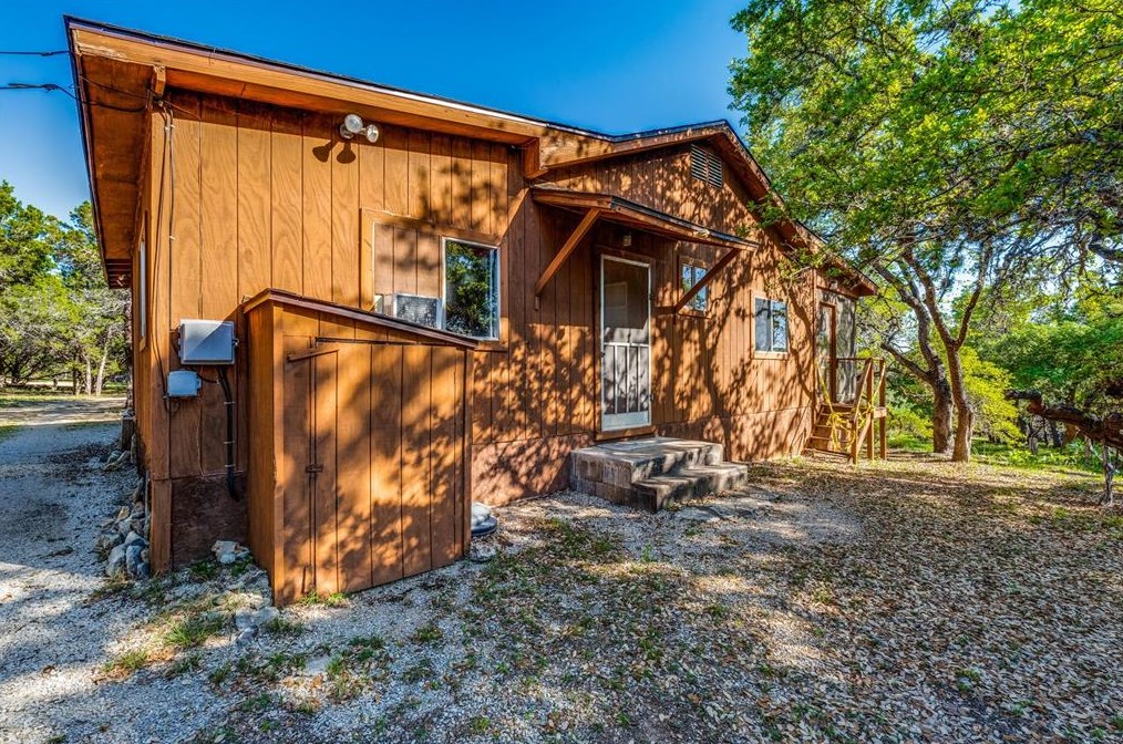 425 Oriole Trl, New Braunfels TX 78133-4119 exterior