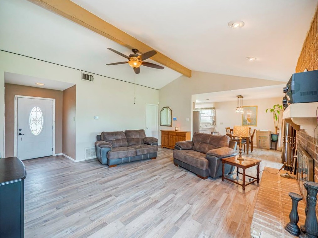 15308 Spg Hl Ln, Pflugerville TX 78660-3339 exterior