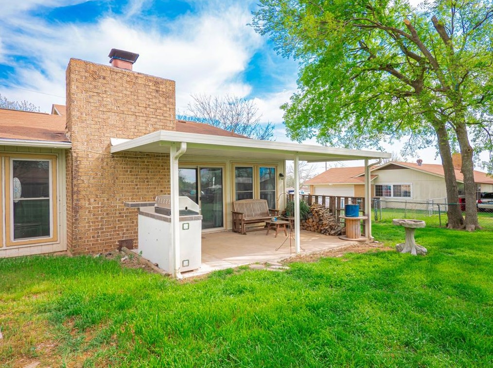 15308 Spg Hl Ln, Pflugerville TX 78660-3339 exterior