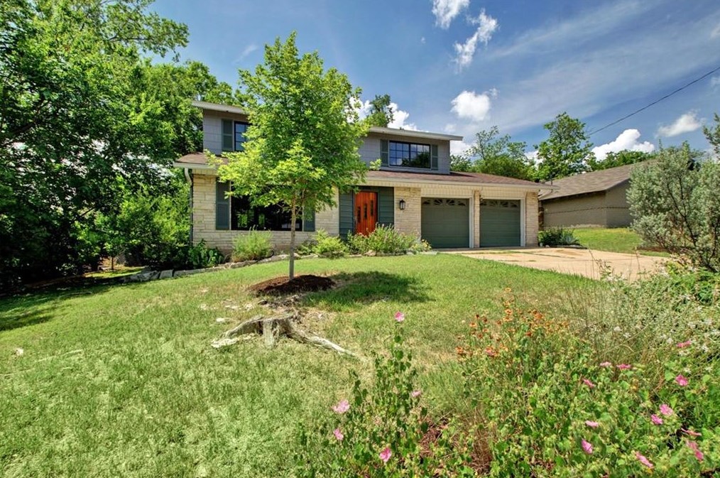 2405 Loyola Ln, Austin TX  78723-2120 exterior