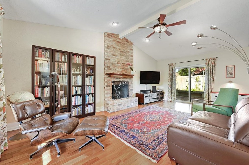7208 Trace Chain Dr, Austin TX  78749-2148 exterior