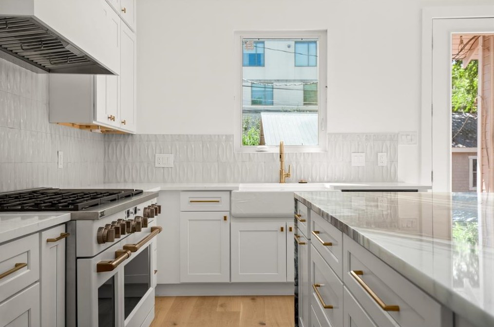 1604 Nickerson St, Austin TX  78704-3543 exterior