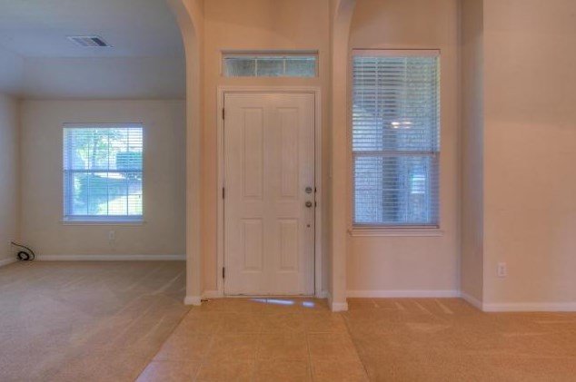 225 Lexington Dr, Austin TX  78737-4530 exterior